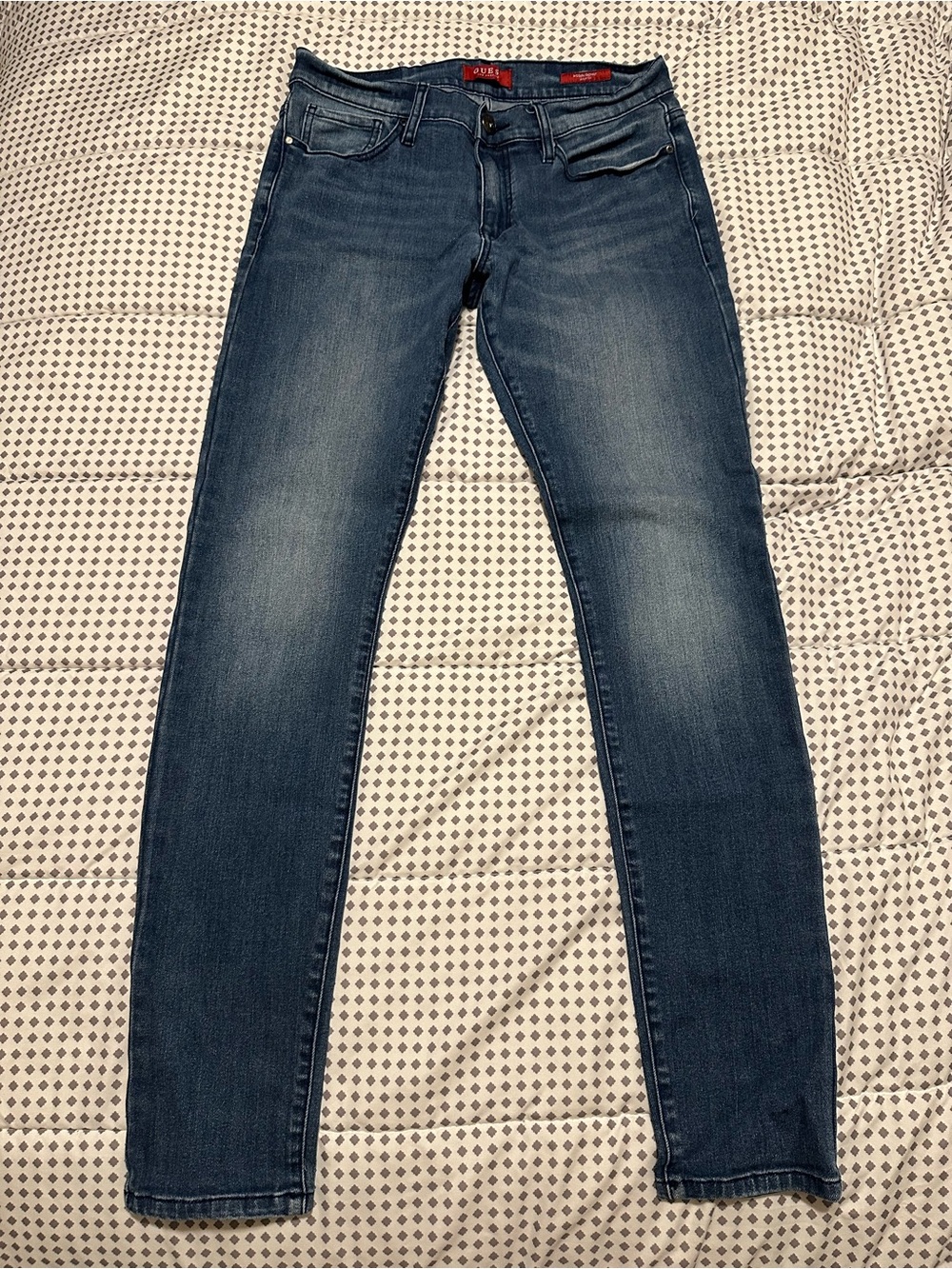 Guess 32x34 Avalon Fit Modern Skinny Jeans